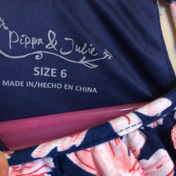 Girls dress - Picture 3 of 3